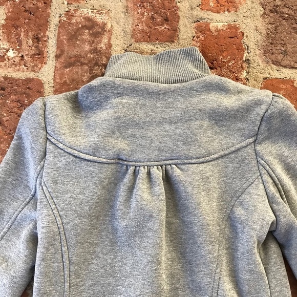 Ambiance Gray sweatshirt jacket size Medium - Picture 6 of 8